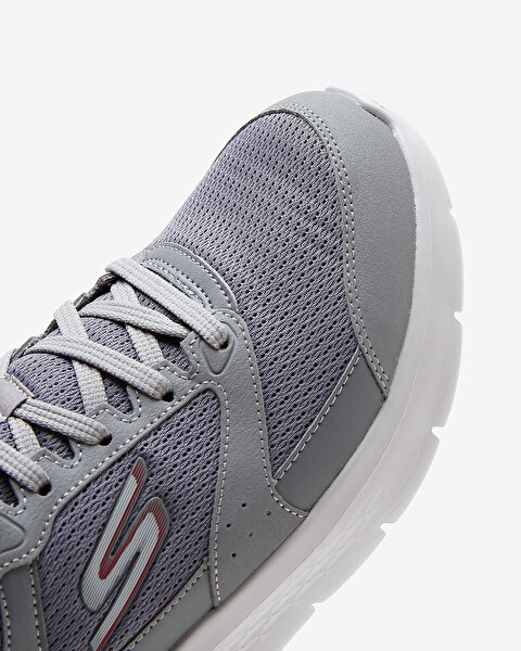 Go walk trainers store